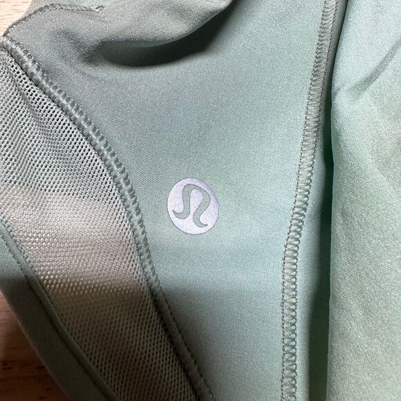 Lululemon Hotty Hot High-Rise Lined Short 2.5" Chroma Drift Green Size 6 NWT - Picture 7 of 12